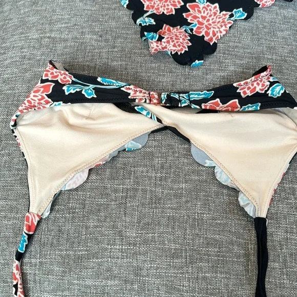 Vanilla Beach Women's Large Black Floral Bikini ruffles - Picture 12 of 14